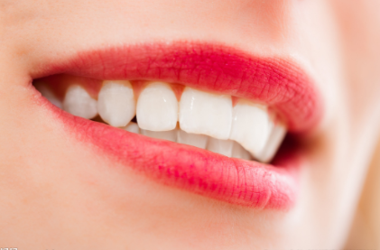 沈阳市口腔医院整形科矫正牙齿多少钱 多久能恢复