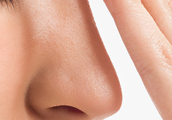 成都元辰整形医院假体隆鼻的方法 假体隆鼻副作用
